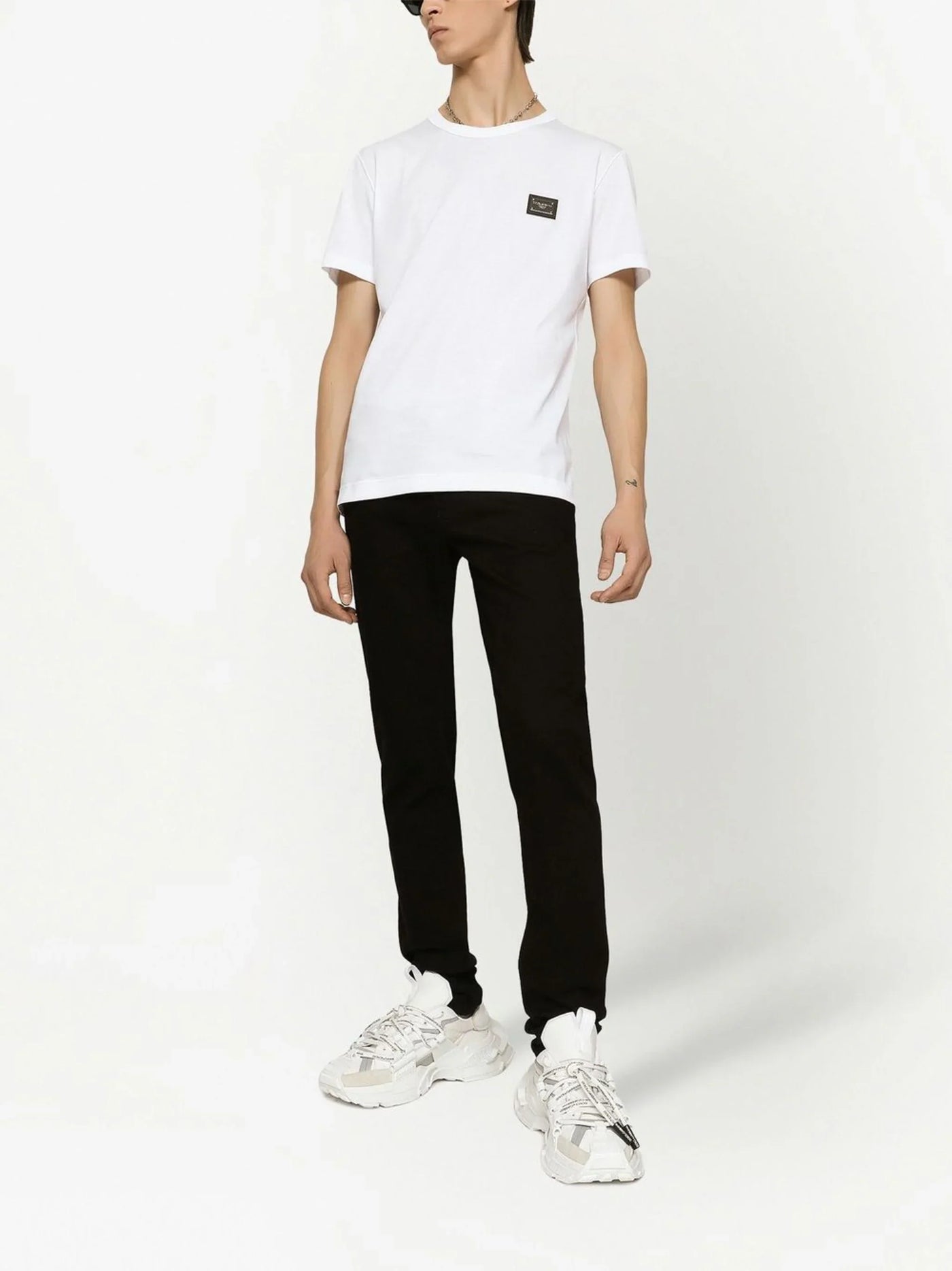 Dolce &amp; Gabbana Silver Plaque Logo T-shirt in het wit