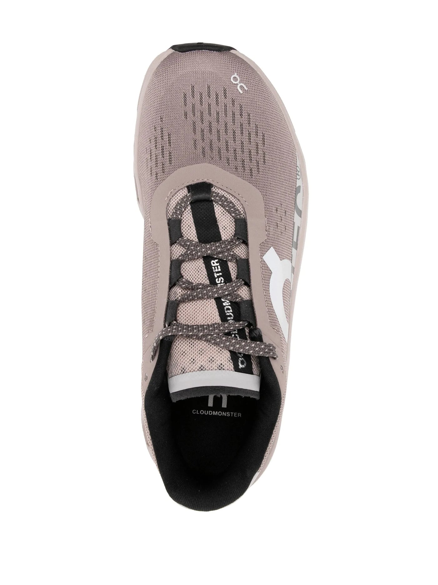 Over het runnen van CloudMonster-trainers in Cinder Fog