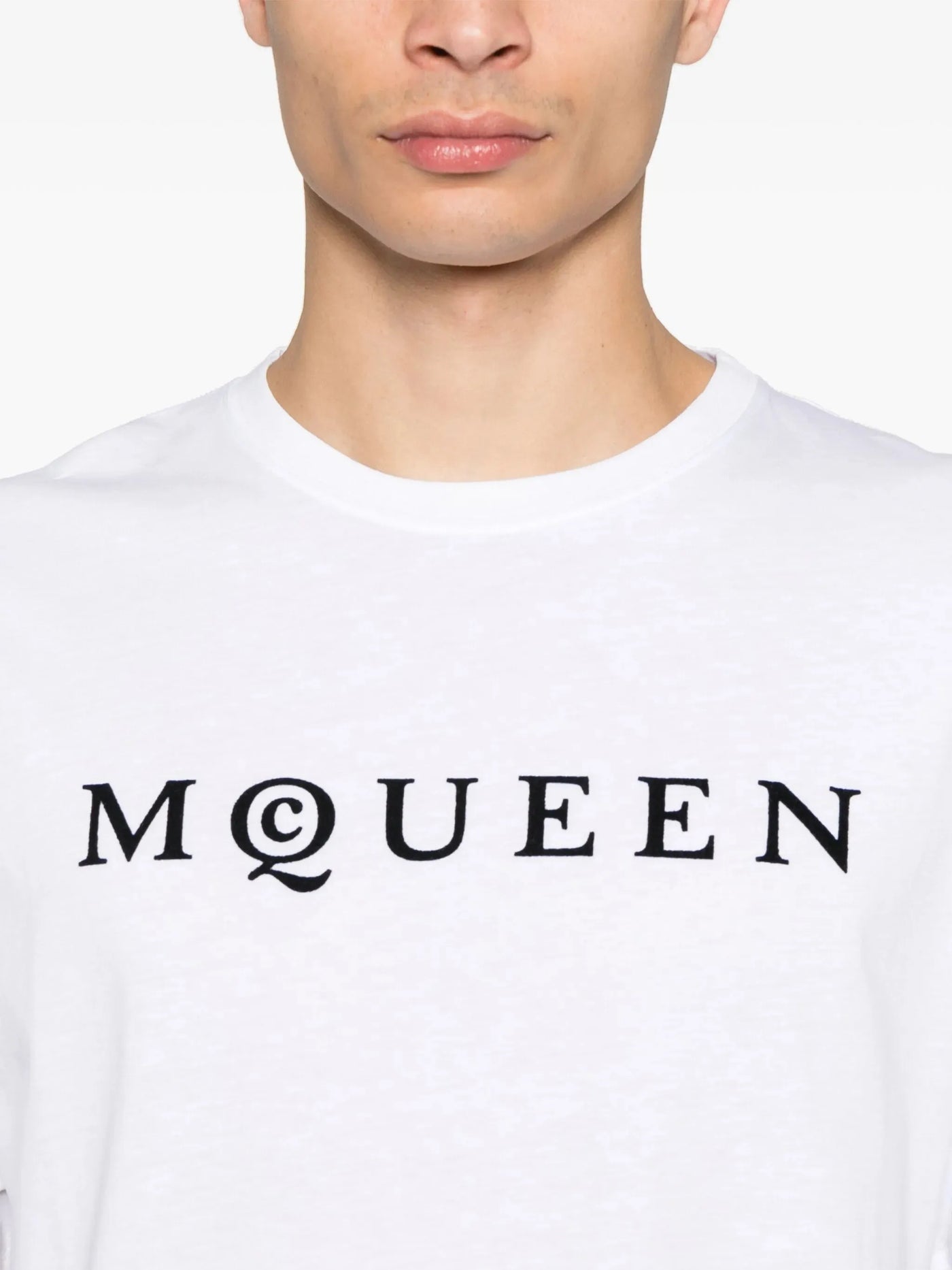 Alexander McQueen Flocked Logo T-shirt in het wit