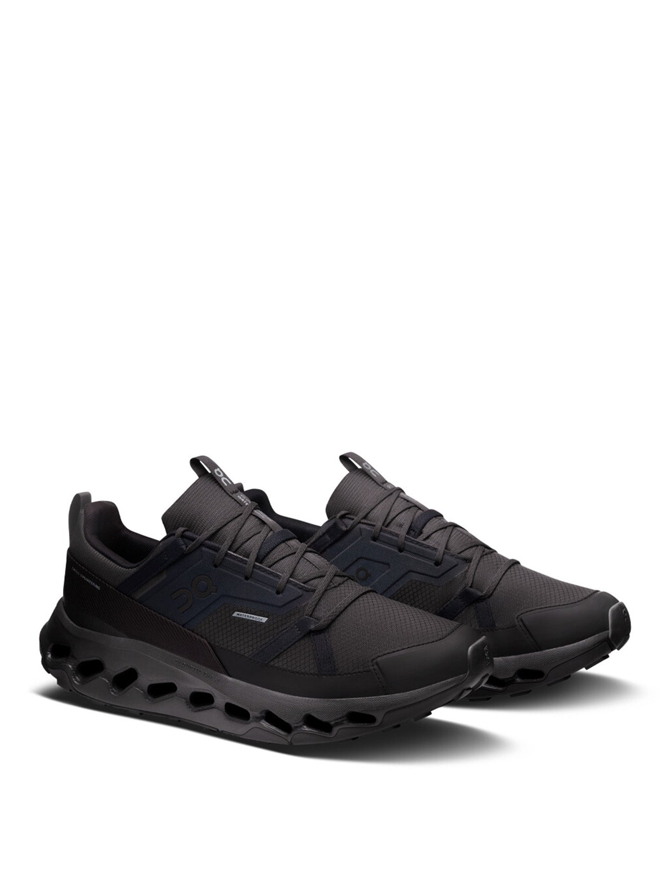 Over Running CloudHorizon WaterProof Trainers in Zwart Zwart