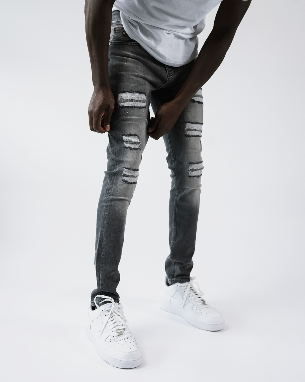 Magiri Douai gescheurde patch jeans in grijs