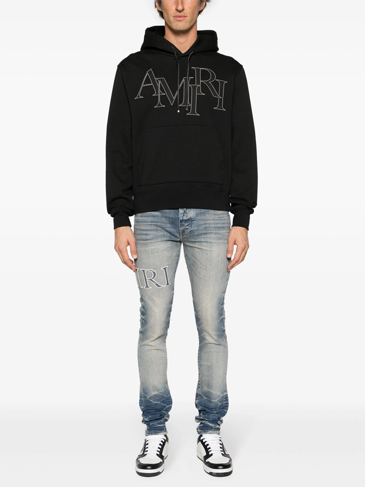 Amiri Staggered Logo Hoodie in Zwart
